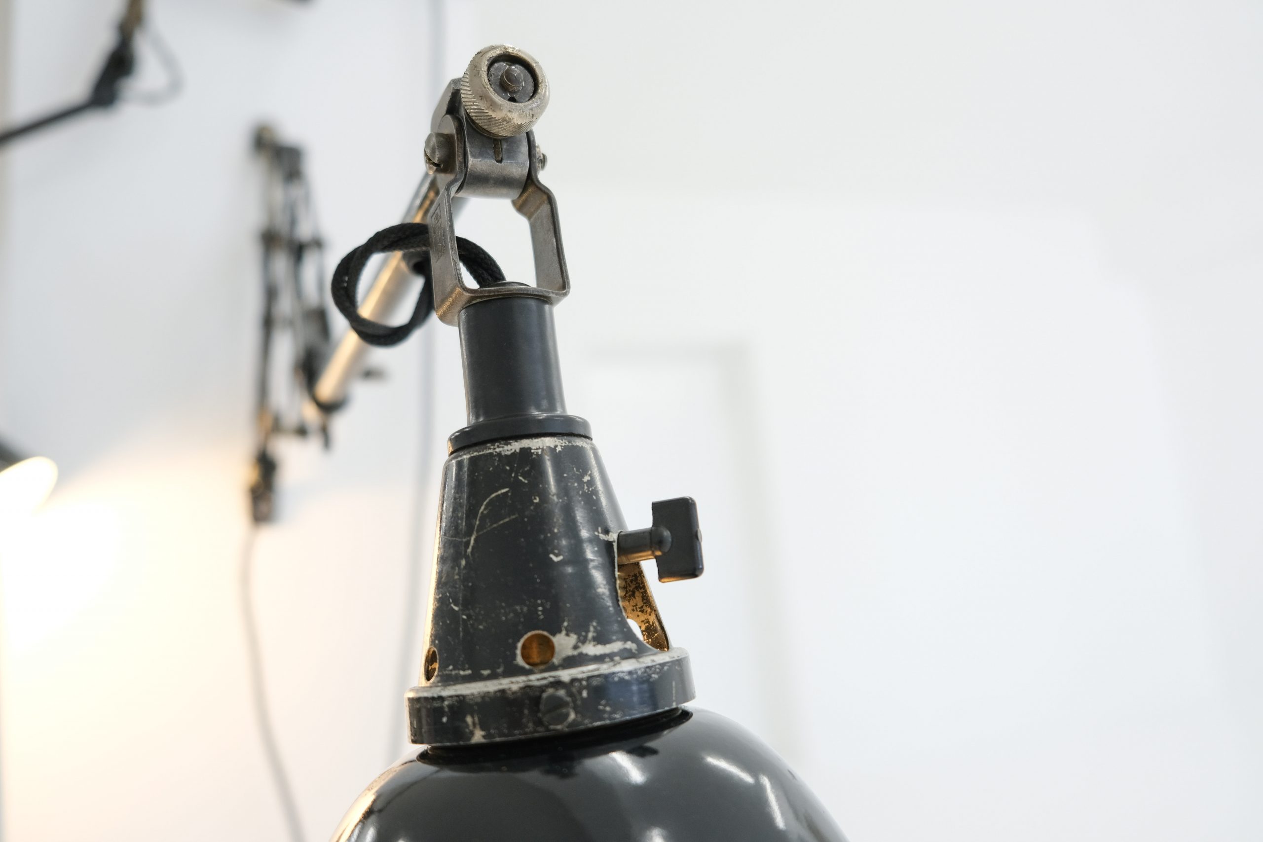scissor lamp curt fischer Midgard lamp Industriewerke Auma bauhaus Dessau