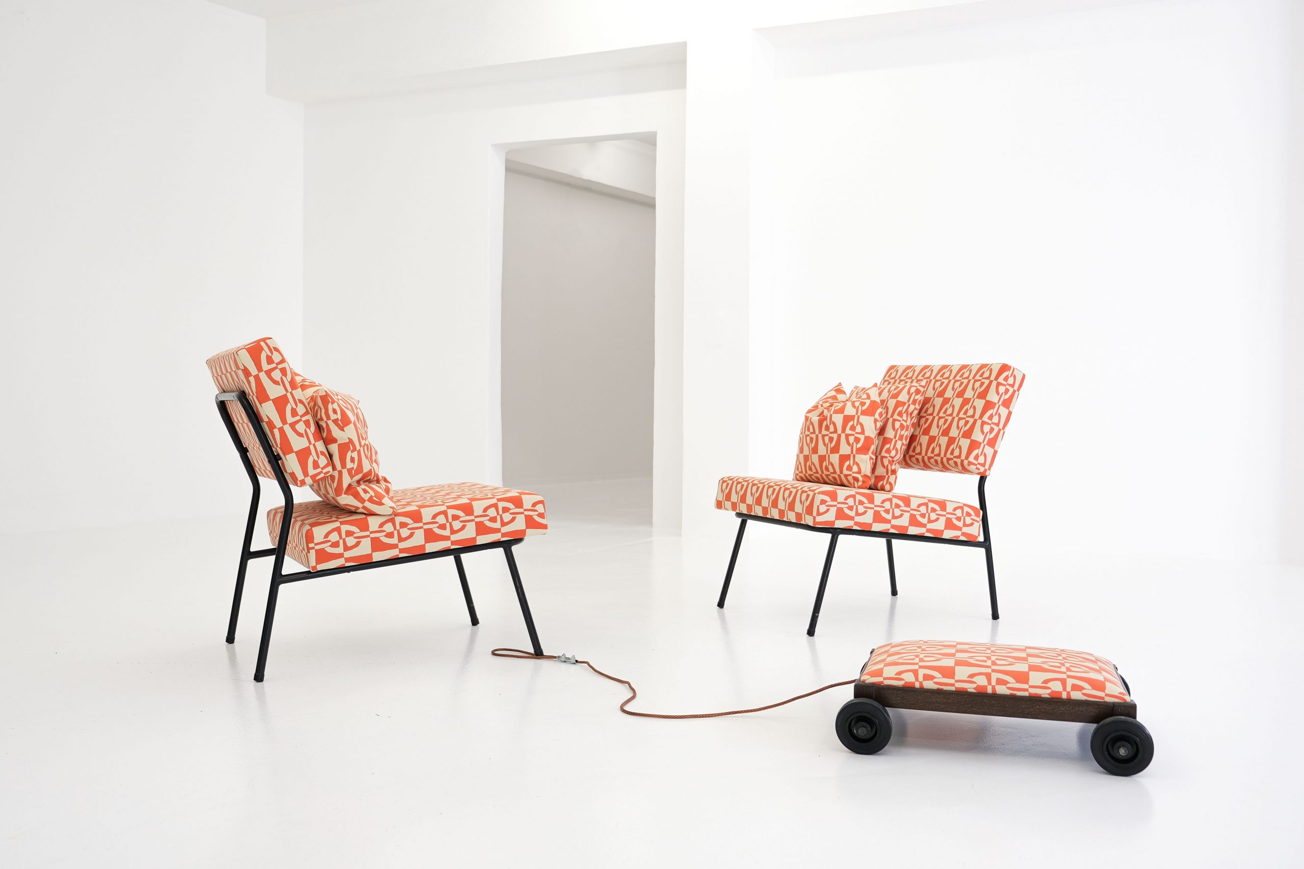 Poul Geoffrey, airborne, chairs, Hermés fabric, chain d'andre